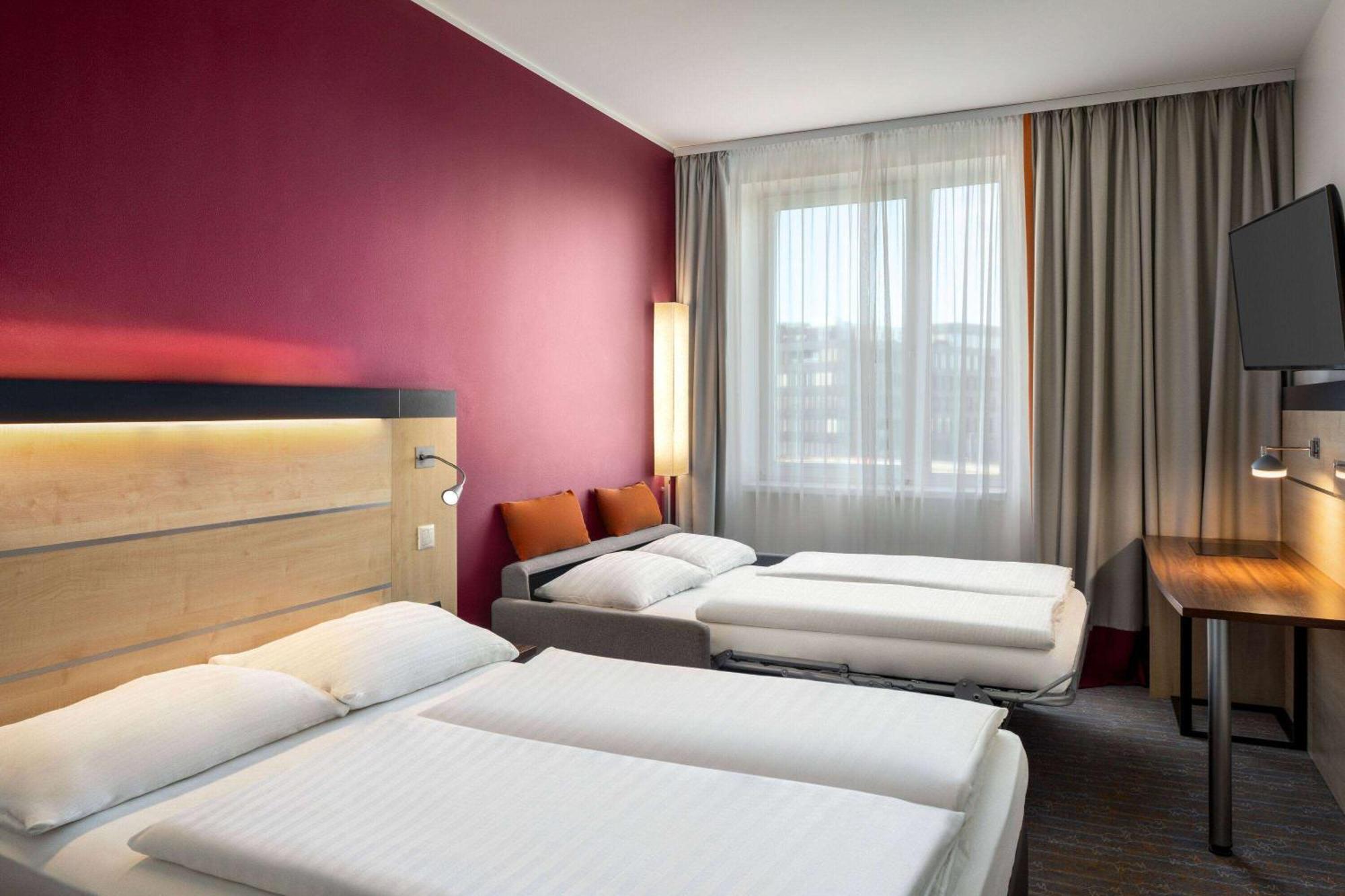 Vienna House Easy By Wyndham Bratislava Hotel Exterior photo